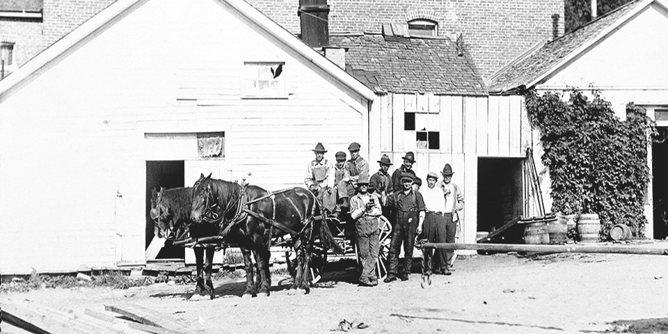 Philipsburg circa 1915 ✯ Kroger Brewery Ice Wagon Crew