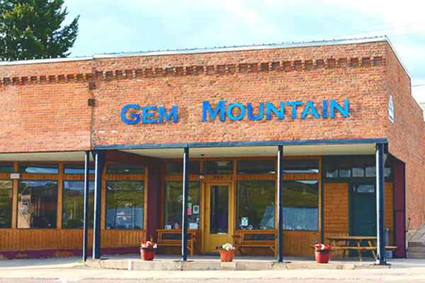 Gem Mountain Sapphire Mine ✯ Downtown Philipsburg ~ 201 West Broadway